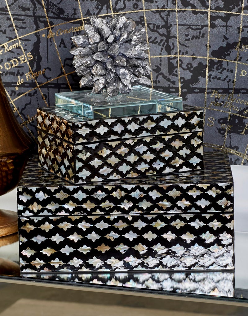 Deco 79 Mother of Pearl Shell Decorative Box Decorative Keepsake Boxes with Hinged Lid, Set of 2 Storage Boxes 12", 8"W, Black - Image 2